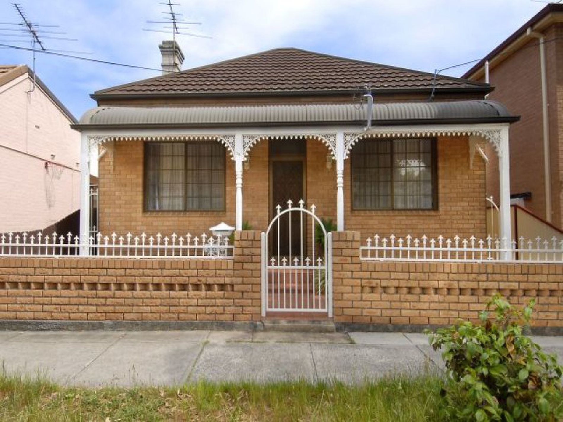 36 Robey Street, Mascot