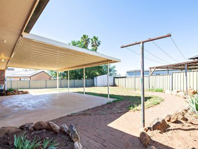 11 Robinson Avenue, Dubbo