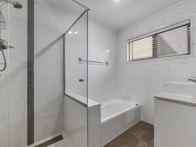 15 Hovea Street, Everton Hills