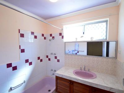 12 / 41 Lensham Place, Armadale
