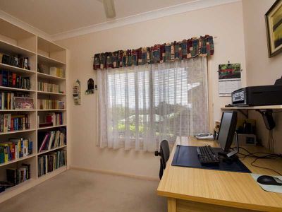 6 Roseville Close, Forster