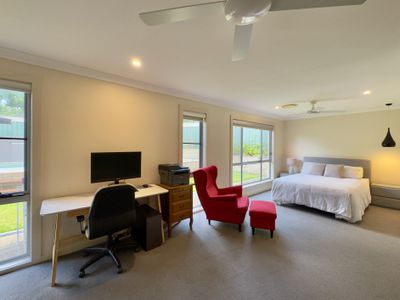 2A Handara Close, Dubbo