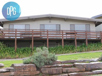 2 / 4 Omega Street, Merrijig