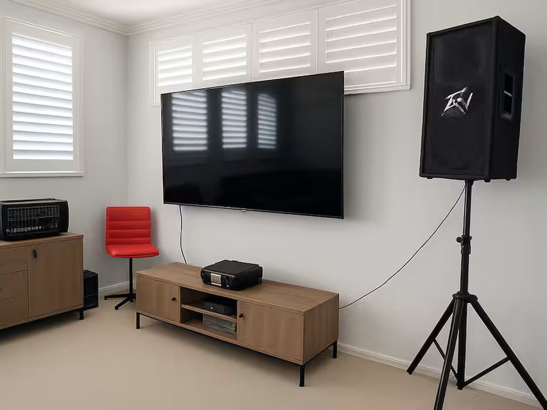 4 Edgewood View, South Guildford