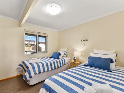 54 Foster Street, Beachport