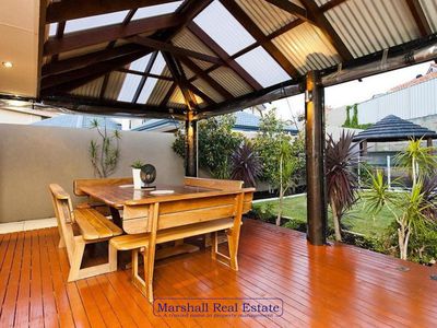 4 Latifa Close, Ocean Reef