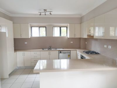 6/18 Bailey Street, Westmead