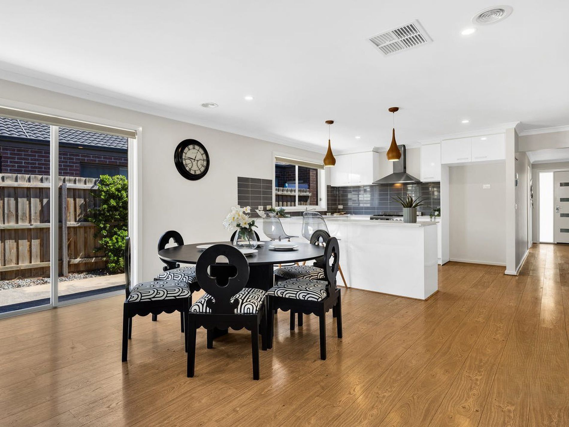 13 Edwin Close, Manor Lakes