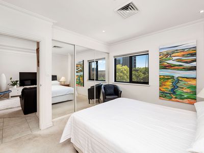 401 / 2 St Georges Terrace, Perth