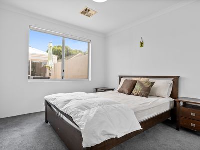 198 Riseley Street, Booragoon