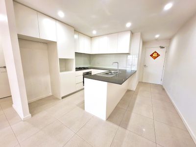 407 / 41 Leonard Street, Bankstown