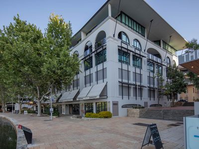 9 / 10 Eastbrook Terrace, East Perth