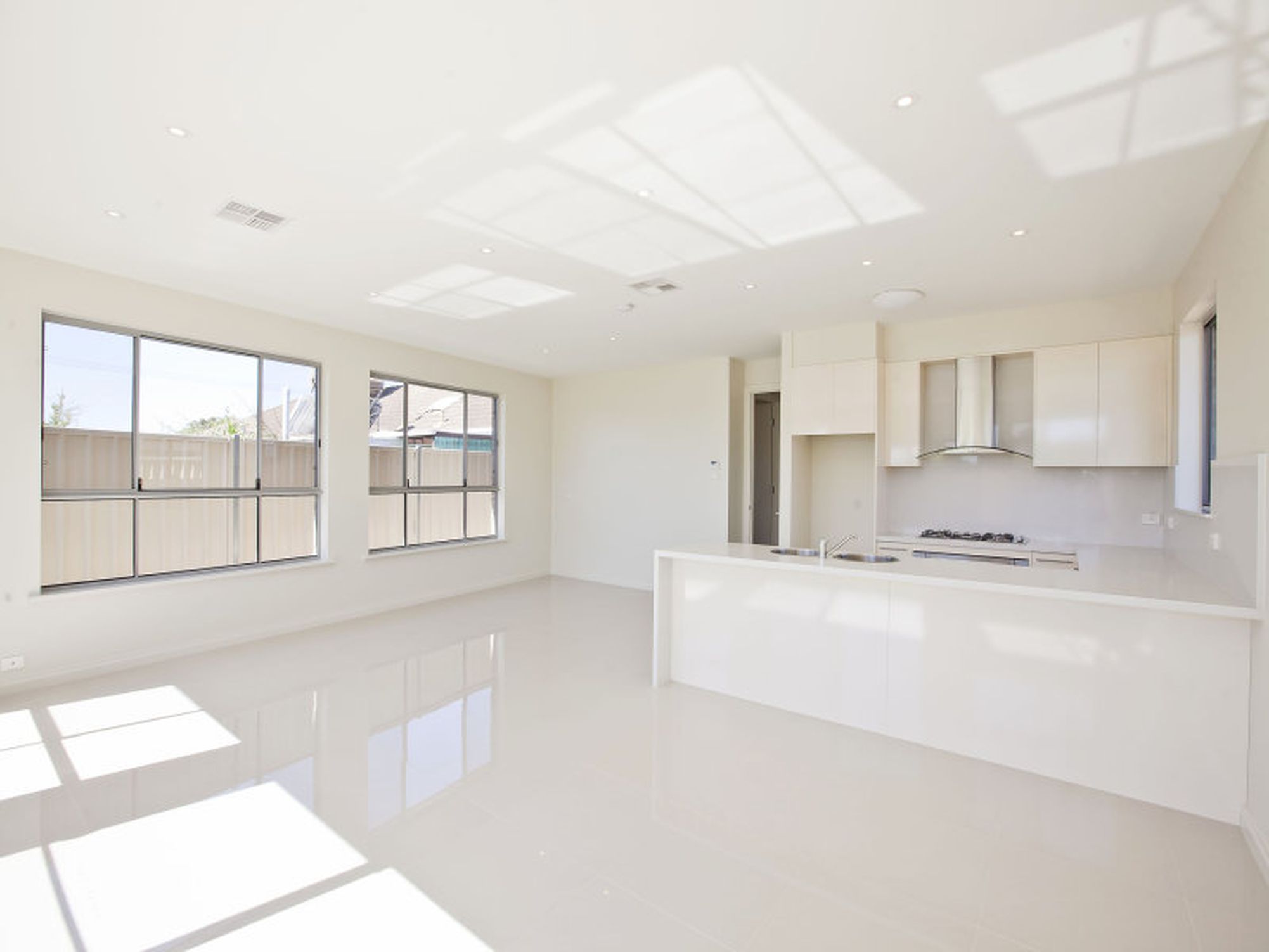 6 Buccleuch Avenue, Findon