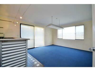 7 Japonica Heights, Halls Head