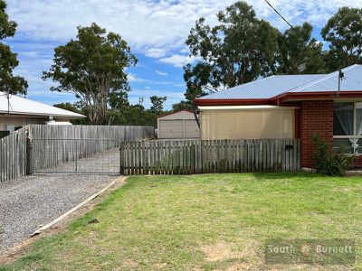 24 Hawthorn Street, Nanango