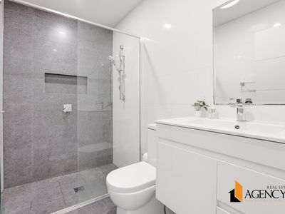 9 Magill Glade, Schofields