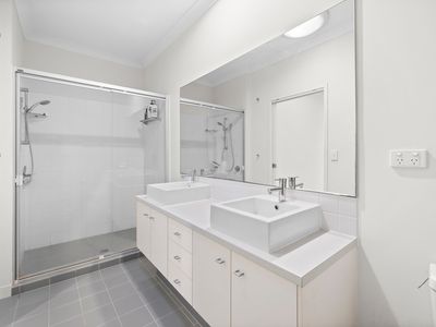 57 Watervale Parade, Wakerley