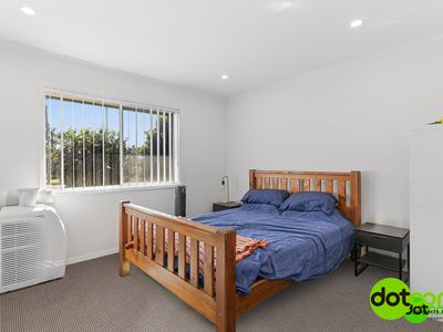 15 Crown Street, Toukley