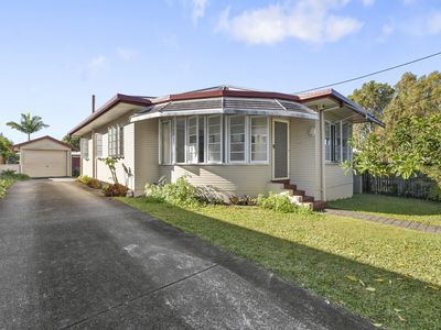 54 Poinciana Avenue, Tewantin