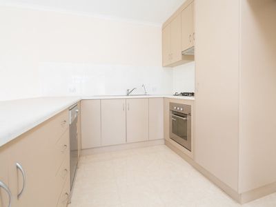 11 Gray Avenue, Northfield