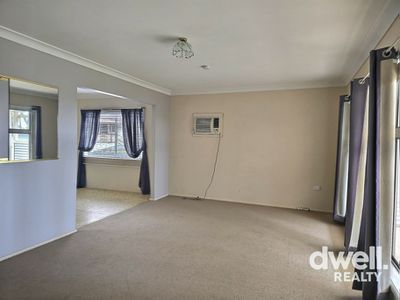 24 ISLAND POINT ROAD, St Georges Basin