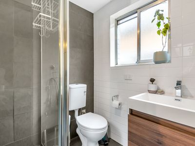 2/21 Hobart Road, Murrumbeena