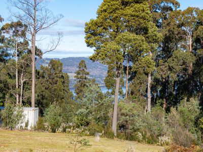 170 Lloyds Road, Franklin