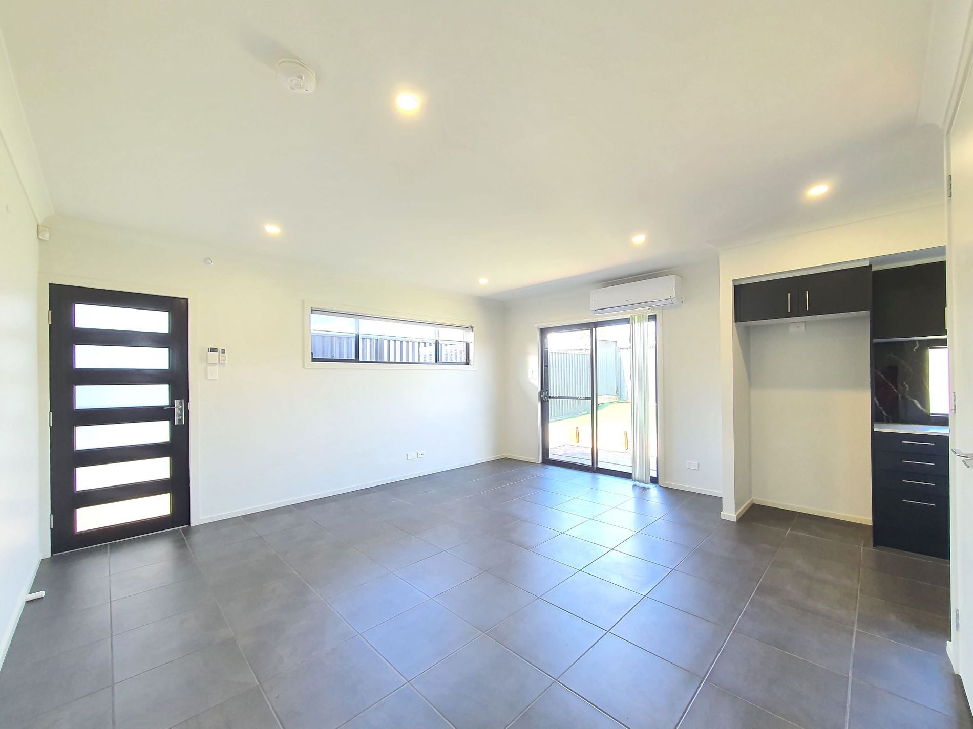 11A Epaulet Circuit, Jordan Springs Stockton Grange