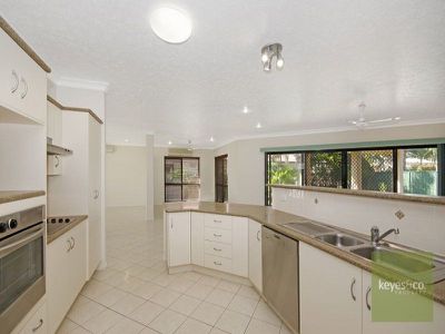19 Earl Circuit, Kirwan