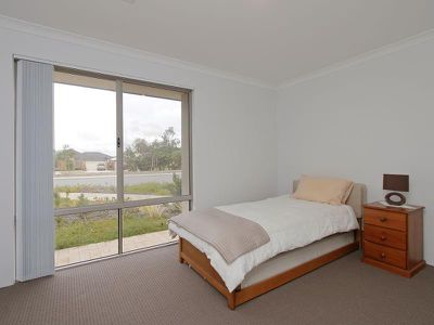 9 Lee-steere Crescent, Piara Waters