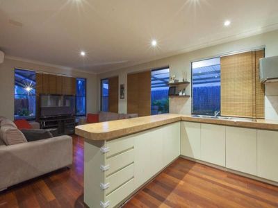 1 Oxalis Grove, Beeliar