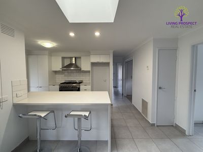 10 Nuragi Court, Werribee