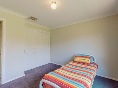 12 John Roach Close, Dubbo