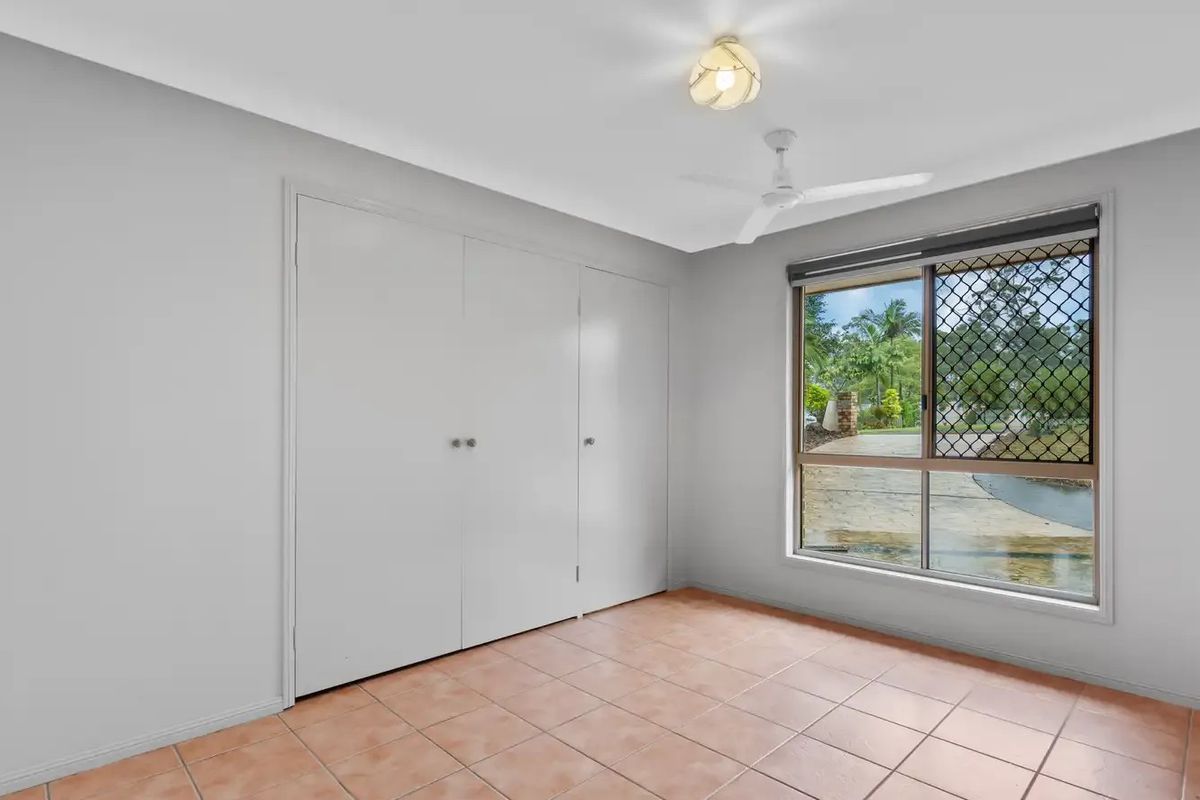 11 Carner Court, Parkwood