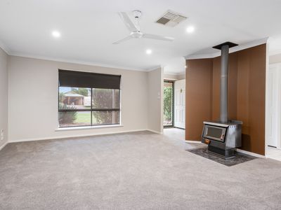 17 Chapman Drive, Somerville