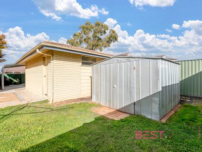 12 Hawkins Street, West Bathurst