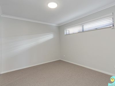 5 / 6 Merion Court, Yanchep