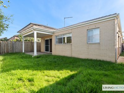 10 Minnehaha Way, Point Cook