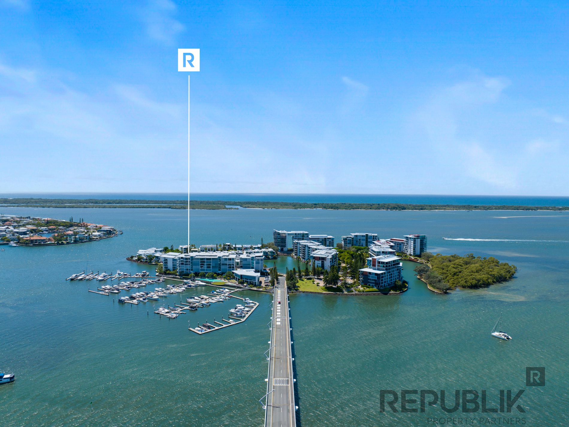 2205 / 2 Ephraim Island Parade, Paradise Point