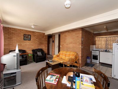 6 / 2 William Street, Bathurst