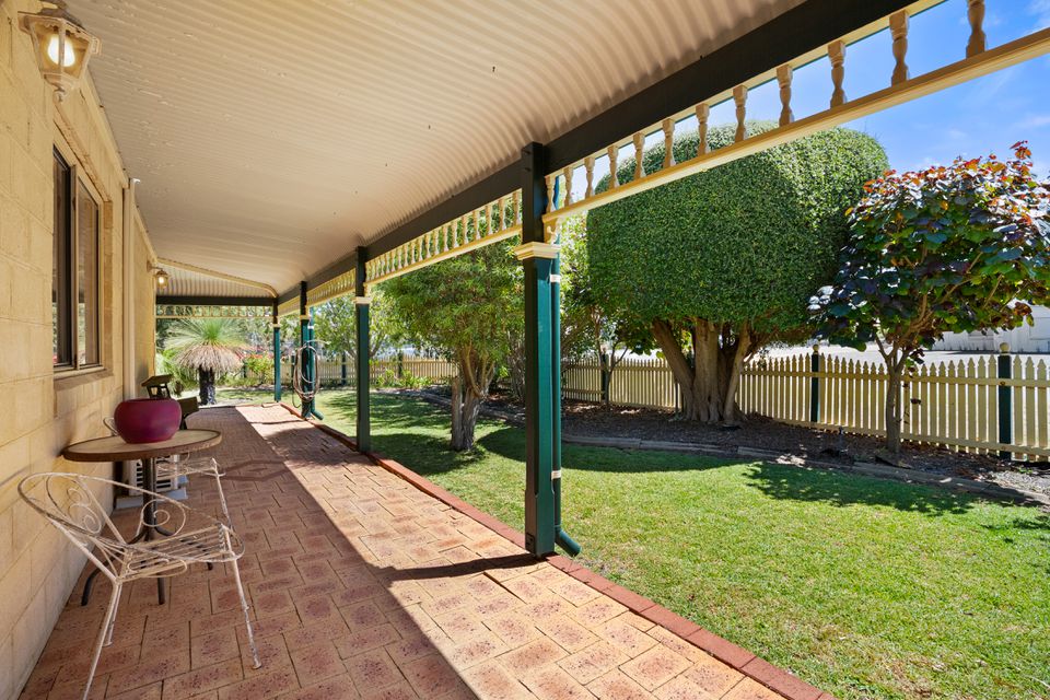 182 Safety Bay Road, Safety Bay