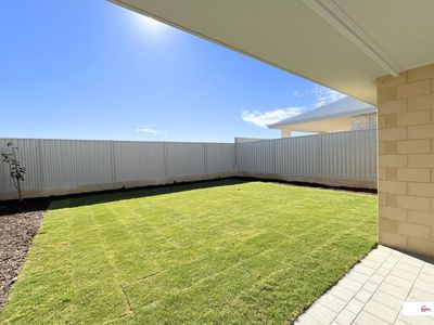 25 Velvet Vista, Alkimos