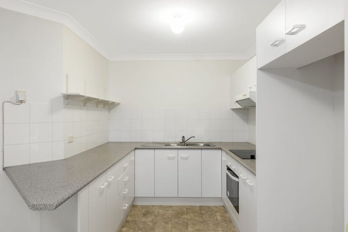 9 / 7 Jennie Cox Close, Erina
