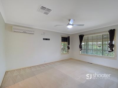 7 Brian Hambly Place, Dubbo