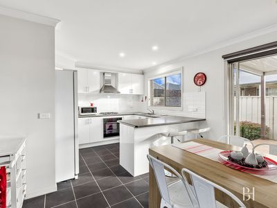 2 Geoffrey Court, Kilmore