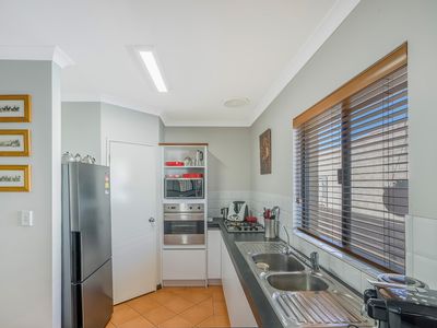 19 Estcourt Road, Redcliffe