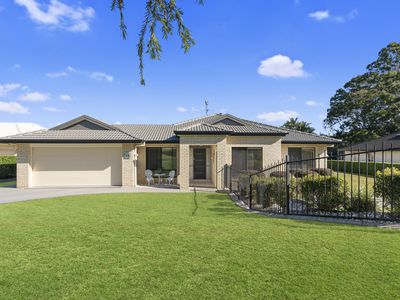 13 Sharyn Place, Glass House Mountains