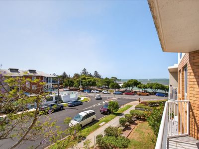 13 / 155 Wynnum North Esplanade, Wynnum