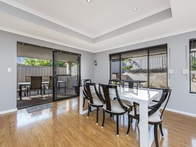 12 Holcombe Road, Warnbro