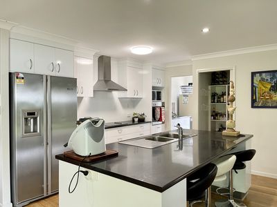 3 Dougan Street, Point Vernon
